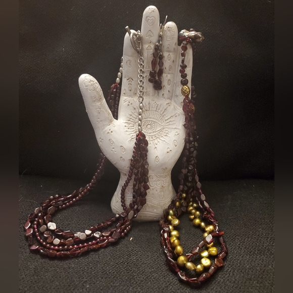 VINTAGE PIECE Gorgeous Garnet 3 piece set with two necklaces and earrings - Picture 4 of 5